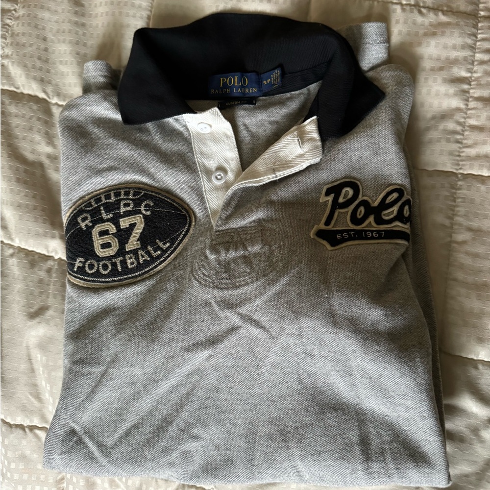 Like brand new polo short sleeve shirt